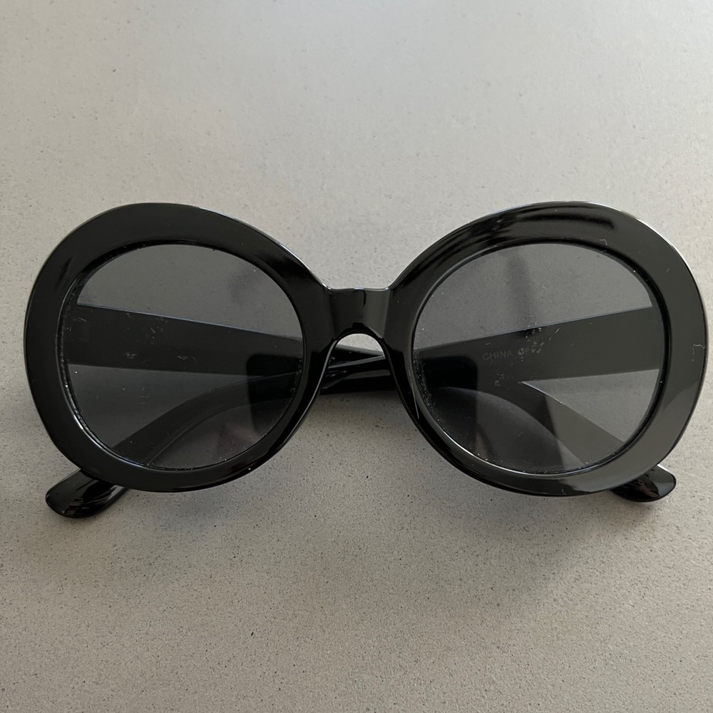 60/70s Inspired Oversized Sunglasses